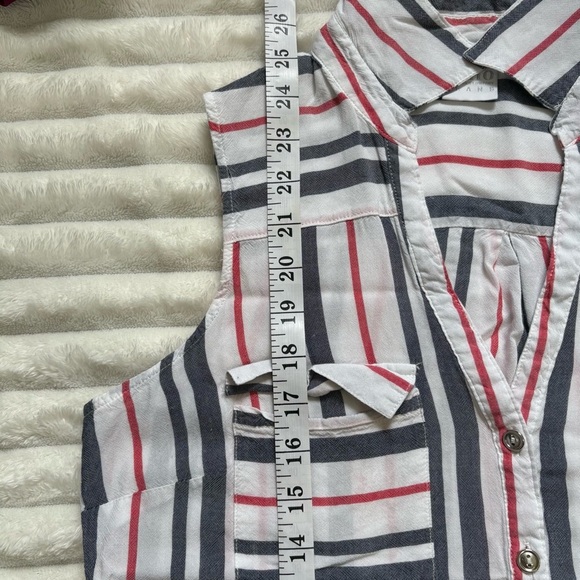 New York & Company SOHO Sleeveless Button Up Collared Blouse Womens Medium - Picture 6 of 6